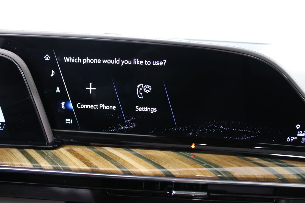 Used 2021 Cadillac Escalade Premium Luxury Platinum w/ Heavy-Duty Trailer Package image 54