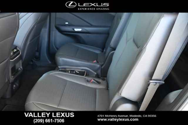 New 2026 Lexus TX 500h AWD image 16
