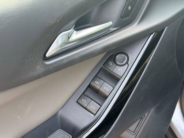 New 2026 Chevrolet Equinox LT w/ Convenience Package II FWD image 19