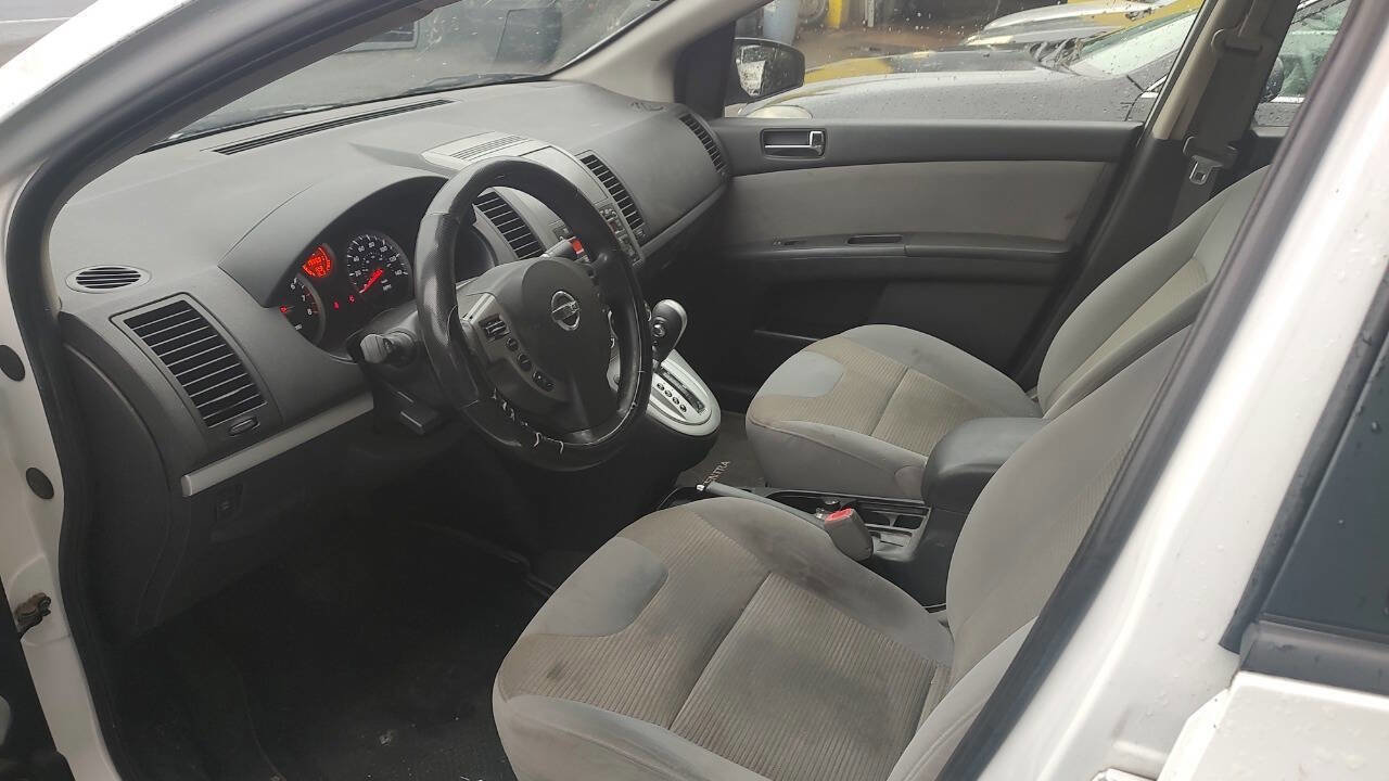 Used 2011 Nissan Sentra 2.0 SR image 5