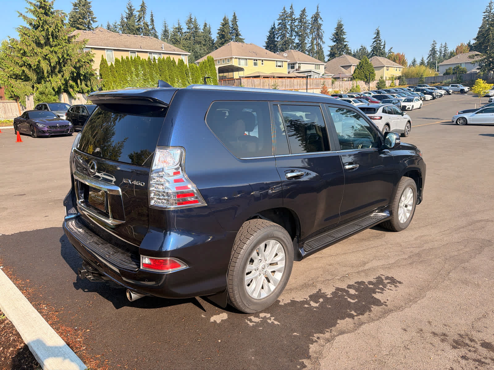 Used 2021 Lexus GX 460 Premium w/ Premium Package AWD/4WD image 4