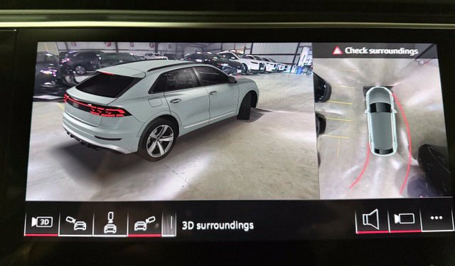 Used 2024 Audi Q8 Premium Plus AWD/4WD image 32