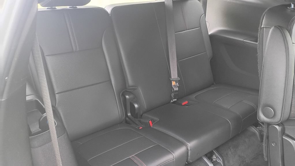 Used 2023 Chevrolet Traverse RS w/ LPO, Cargo Package AWD/4WD image 14