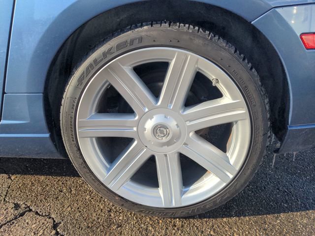 Used 2005 Chrysler Crossfire Limited image 18