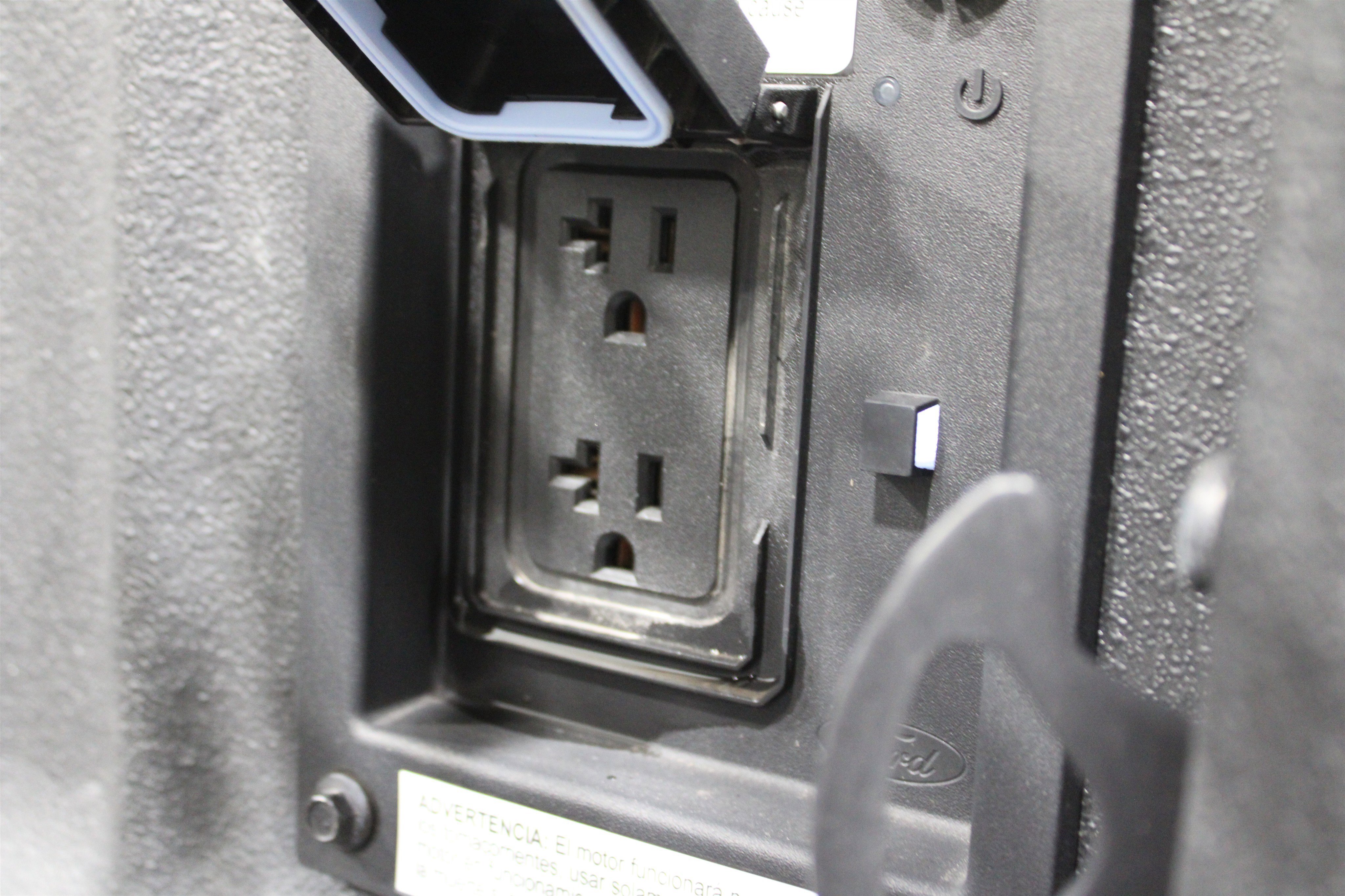 Used 2023 Ford F250 Lariat w/ Lariat Ultimate Package image 23