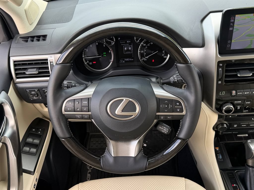 Certified 2023 Lexus GX 460 Luxury w/ Sport Design Package AWD/4WD image 18