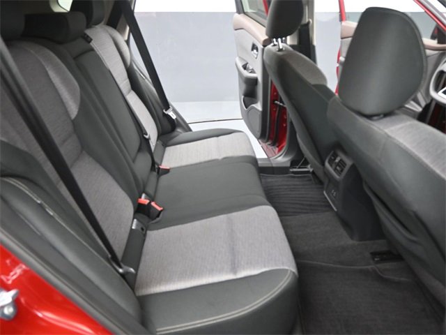 Used 2023 Nissan Rogue SV image 16