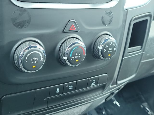 Used 2024 RAM 1500 Warlock RWD image 31