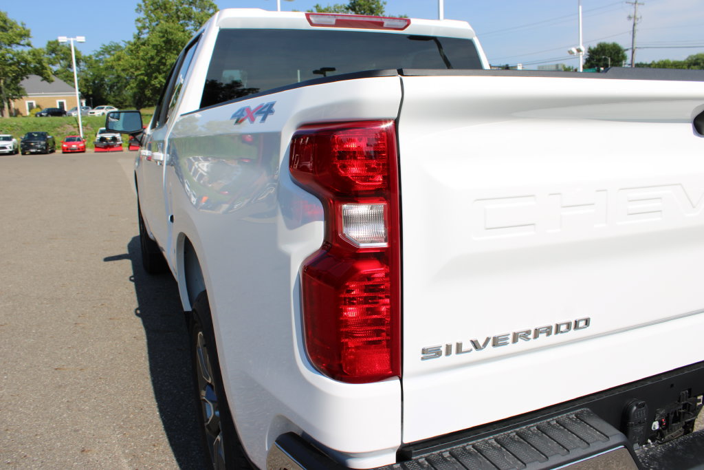 New 2026 Chevrolet Silverado 1500 LT AWD/4WD image 32