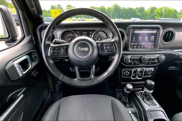 Used 2022 Jeep Gladiator Sport AWD/4WD image 9