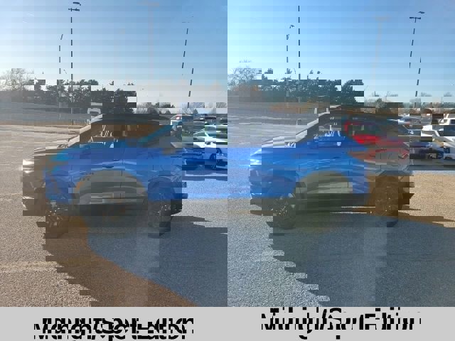 New 2025 Chevrolet Blazer LT w/ Midnight/Sport Edition FWD image 3