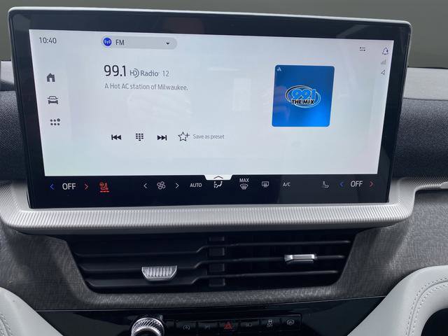 New 2026 Ford Explorer Platinum w/ LUX Leather Package image 18