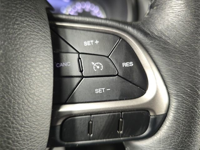 Used 2022 Jeep Renegade Latitude w/ Convenience Group image 14