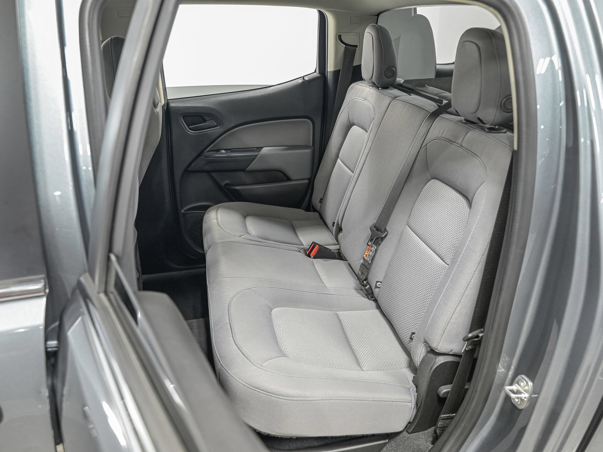 Used 2019 Chevrolet Colorado W/T w/ WT Convenience Package AWD/4WD image 27