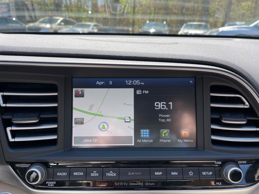 Used 2020 Hyundai Elantra Limited w/ Ultimate Package 03 FWD image 24