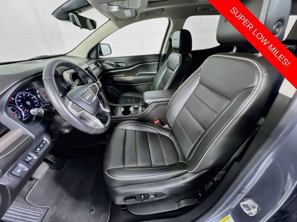 Used 2021 GMC Acadia Denali w/ Denali Ultimate Package AWD/4WD image 22