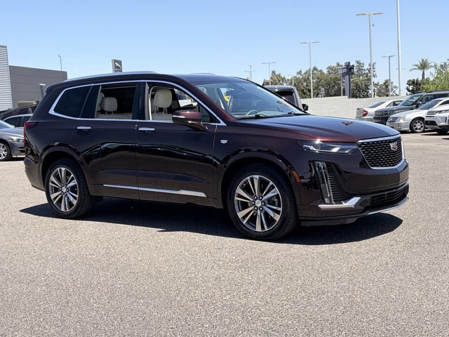 Used 2021 Cadillac XT6 Premium Luxury FWD image 4