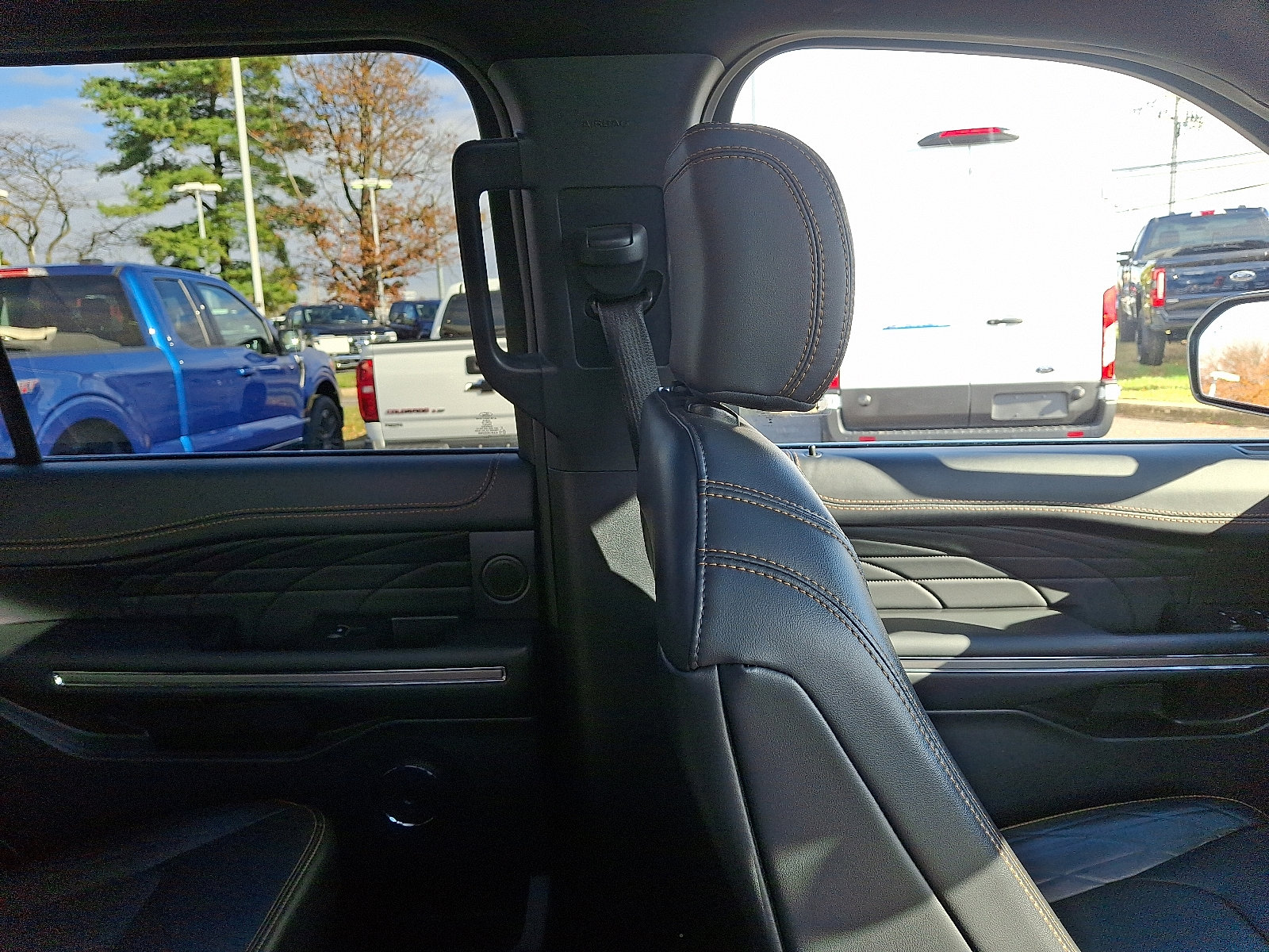 Certified 2024 Ford Expedition Platinum image 13