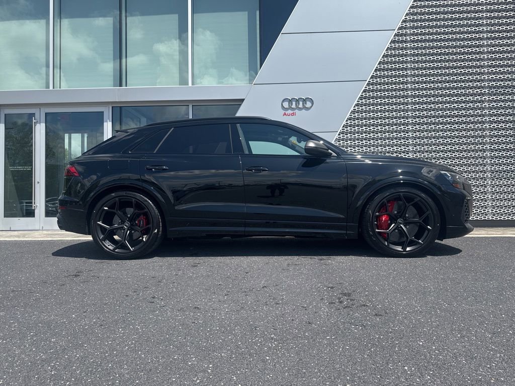 New 2026 Audi RS Q8 performance AWD/4WD image 2