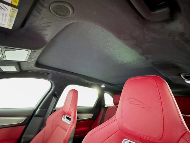 Used 2026 Jaguar F-PACE R-Dynamic S image 14