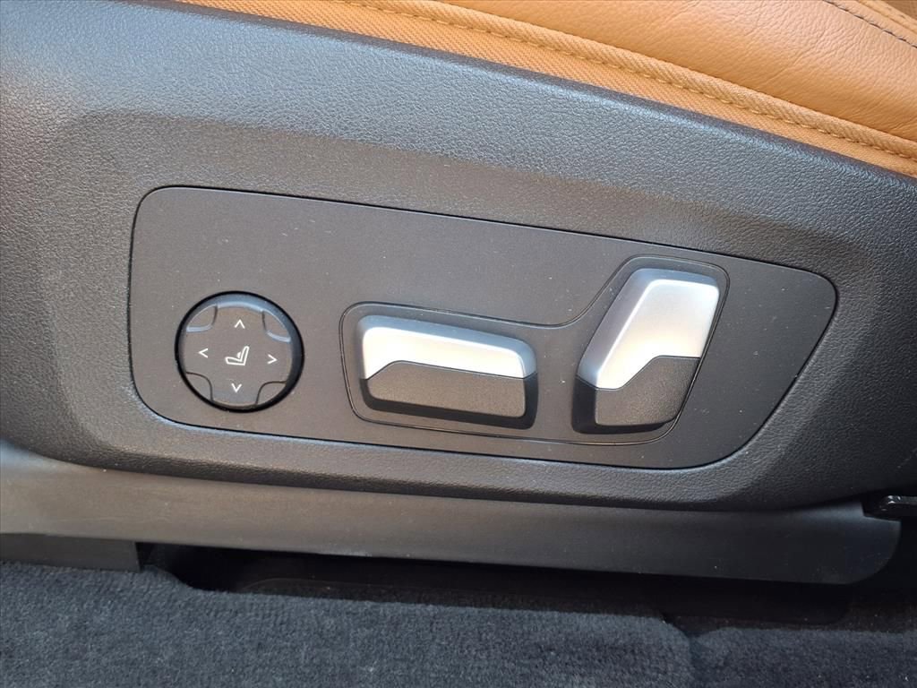 Used 2024 BMW X3 xDrive30i w/ Premium Package image 8