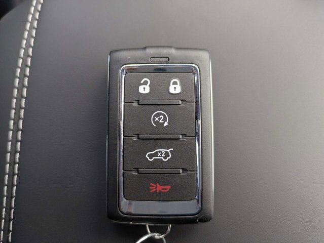 New 2026 Jeep Grand Cherokee L Limited AWD/4WD image 31