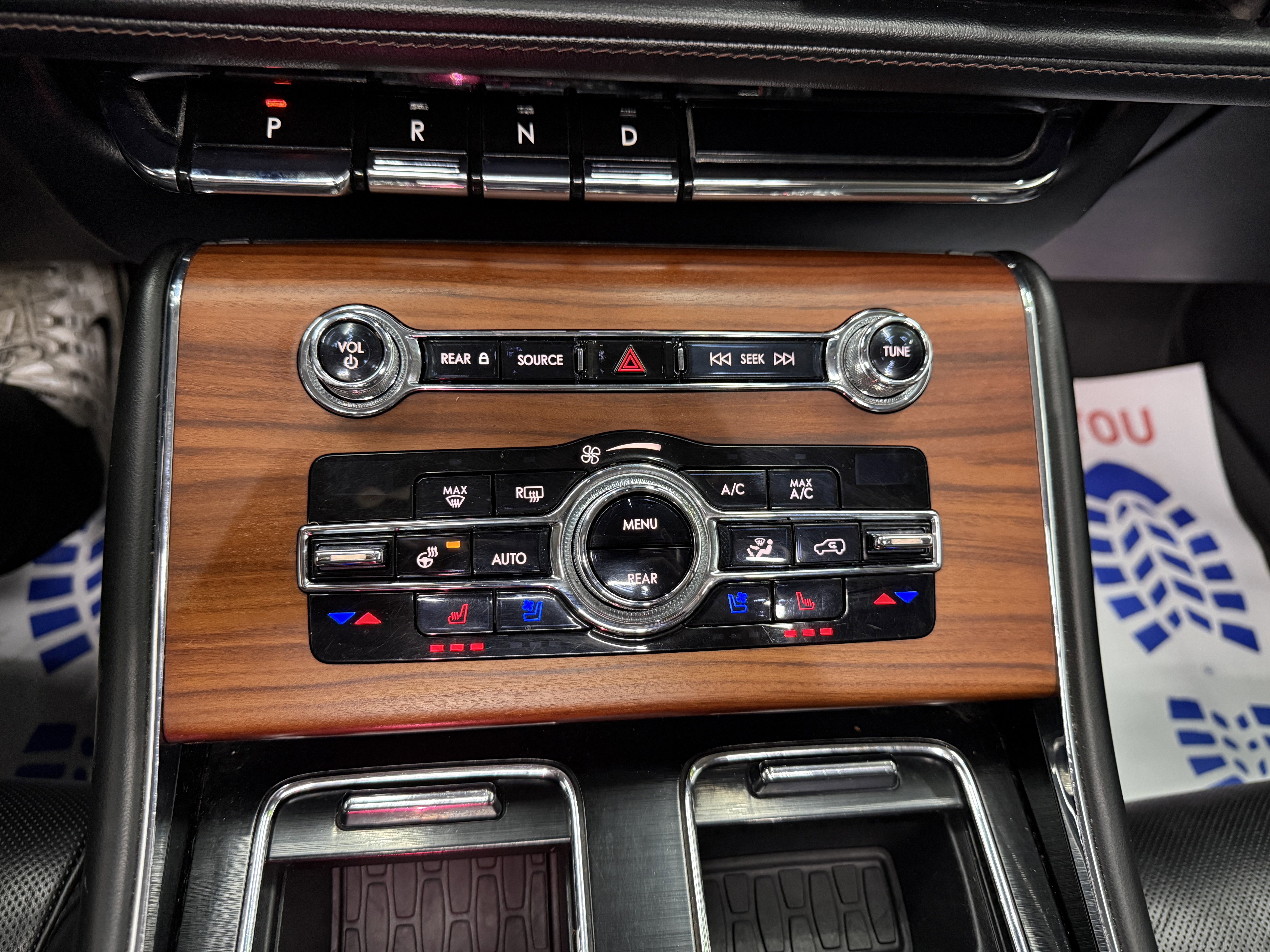 Used 2020 Lincoln Aviator Reserve w/ Equipment Group 201A image 18