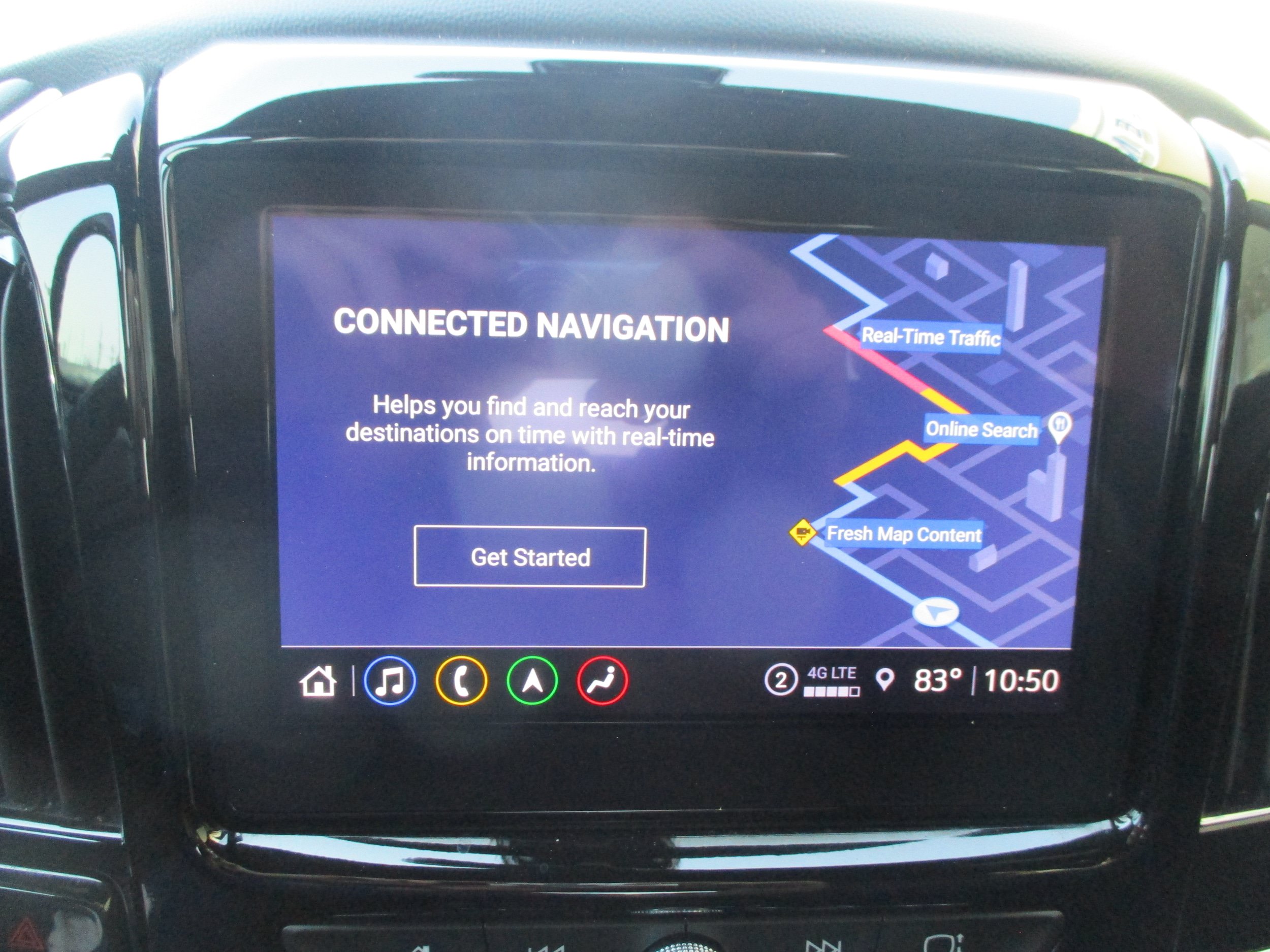 Used 2023 Chevrolet Traverse RS FWD image 19