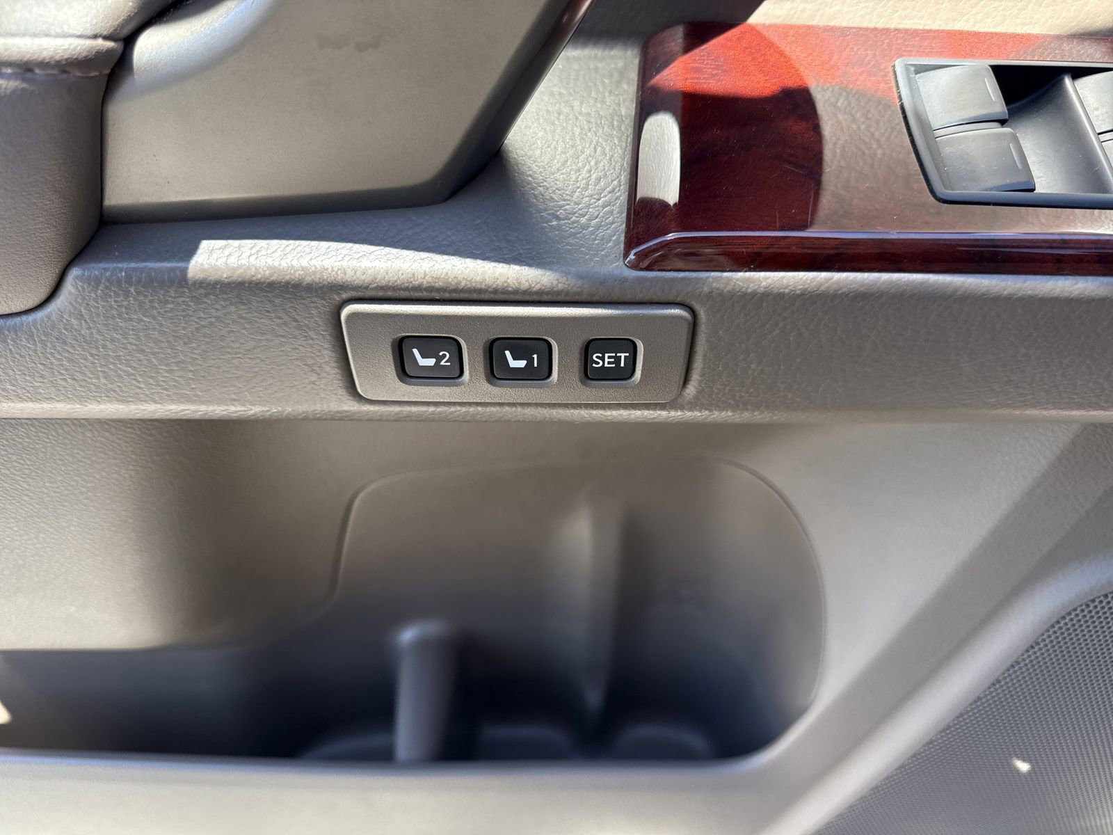 Used 2010 Lexus GX 460 image 18