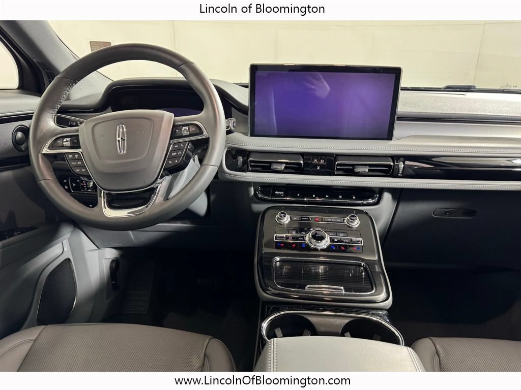 Certified 2023 Lincoln Nautilus Reserve w/ Luxury Package AWD/4WD image 23