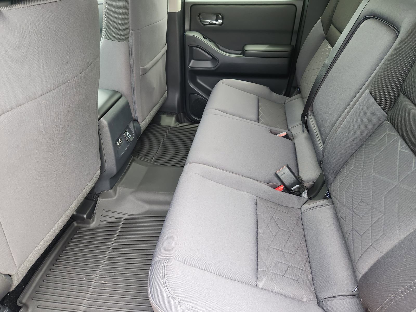 New 2026 Nissan Frontier SV AWD/4WD image 24