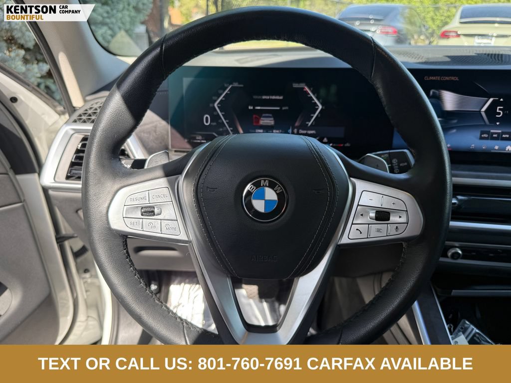 Used 2025 BMW X7 xDrive40i AWD/4WD image 17