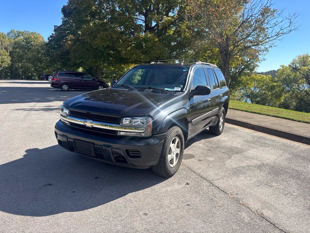 Used 2005 Chevrolet TrailBlazer LS w/ LS Preferred Equipment Group AWD/4WD image 3
