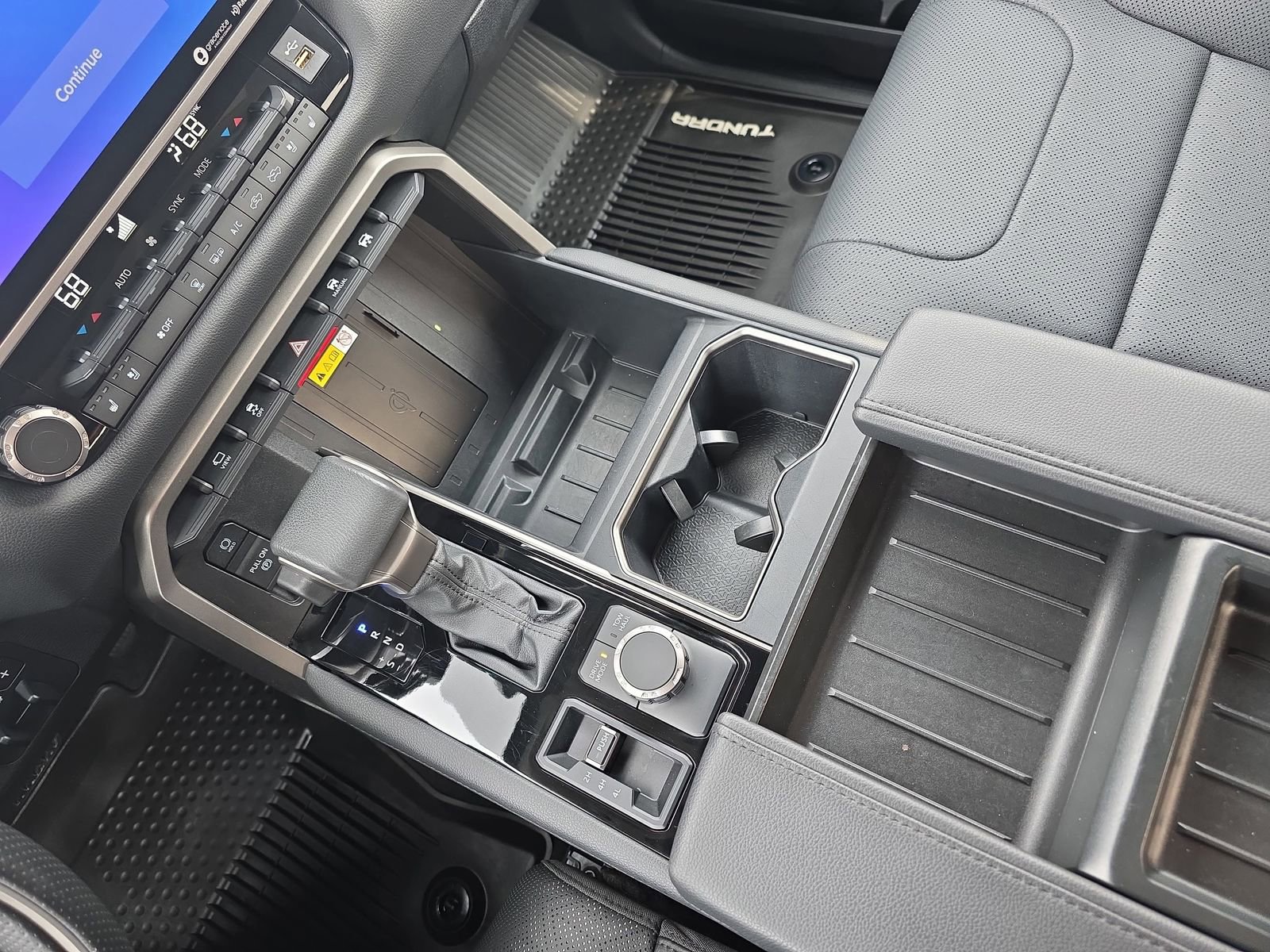 Used 2023 Toyota Tundra Limited image 24