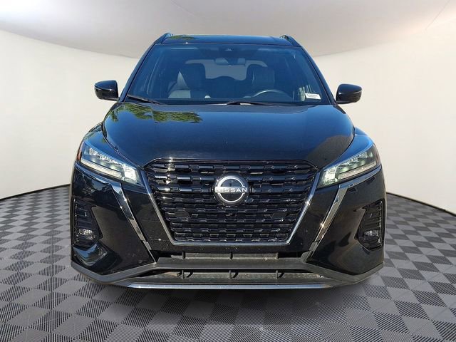 Certified 2023 Nissan Kicks SR w/ SR Premium Package FWD image 2