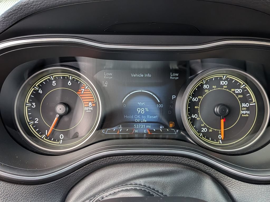 Used 2022 Jeep Cherokee Limited AWD/4WD image 18