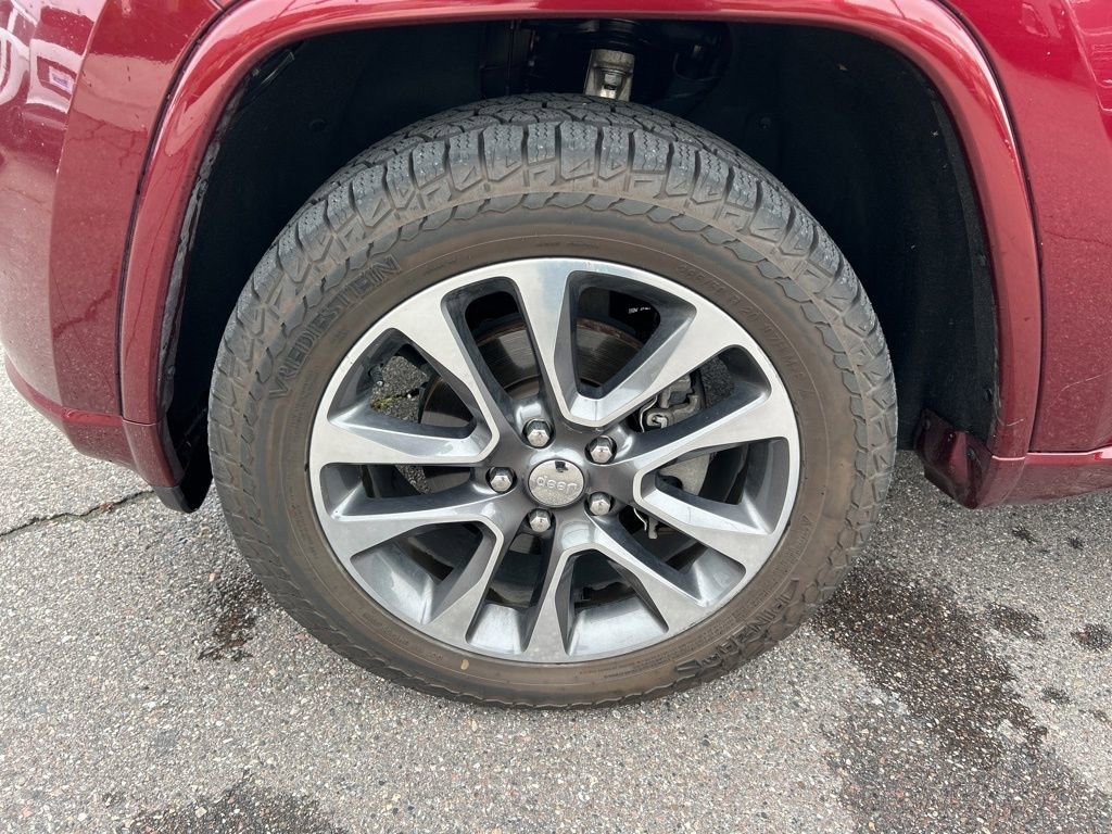 Used 2017 Jeep Grand Cherokee Overland AWD/4WD image 9