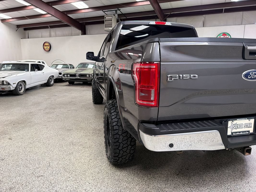 Used 2017 Ford F150 Lariat w/ Equipment Group 502A Luxury AWD/4WD image 15
