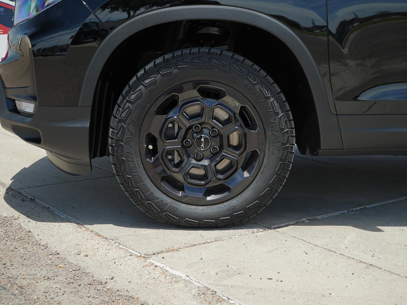 Used 2025 Honda Ridgeline TrailSport+ image 12