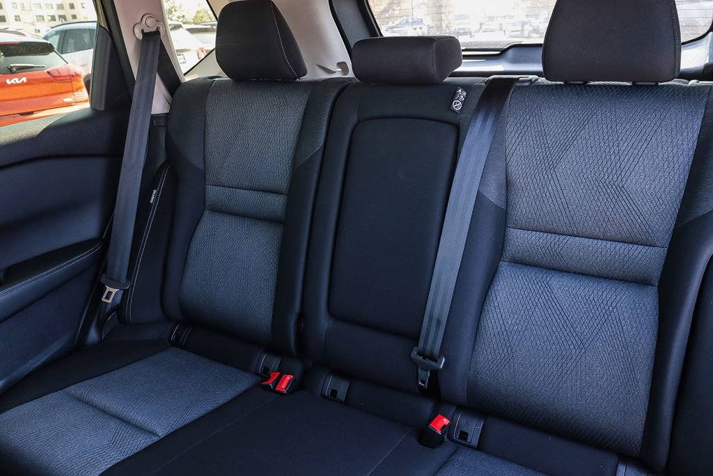 Used 2024 Nissan Rogue SV image 20