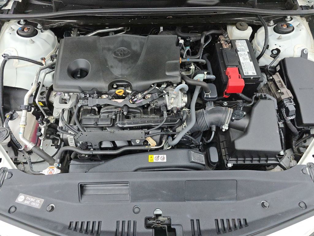 Used 2022 Toyota Camry SE image 33