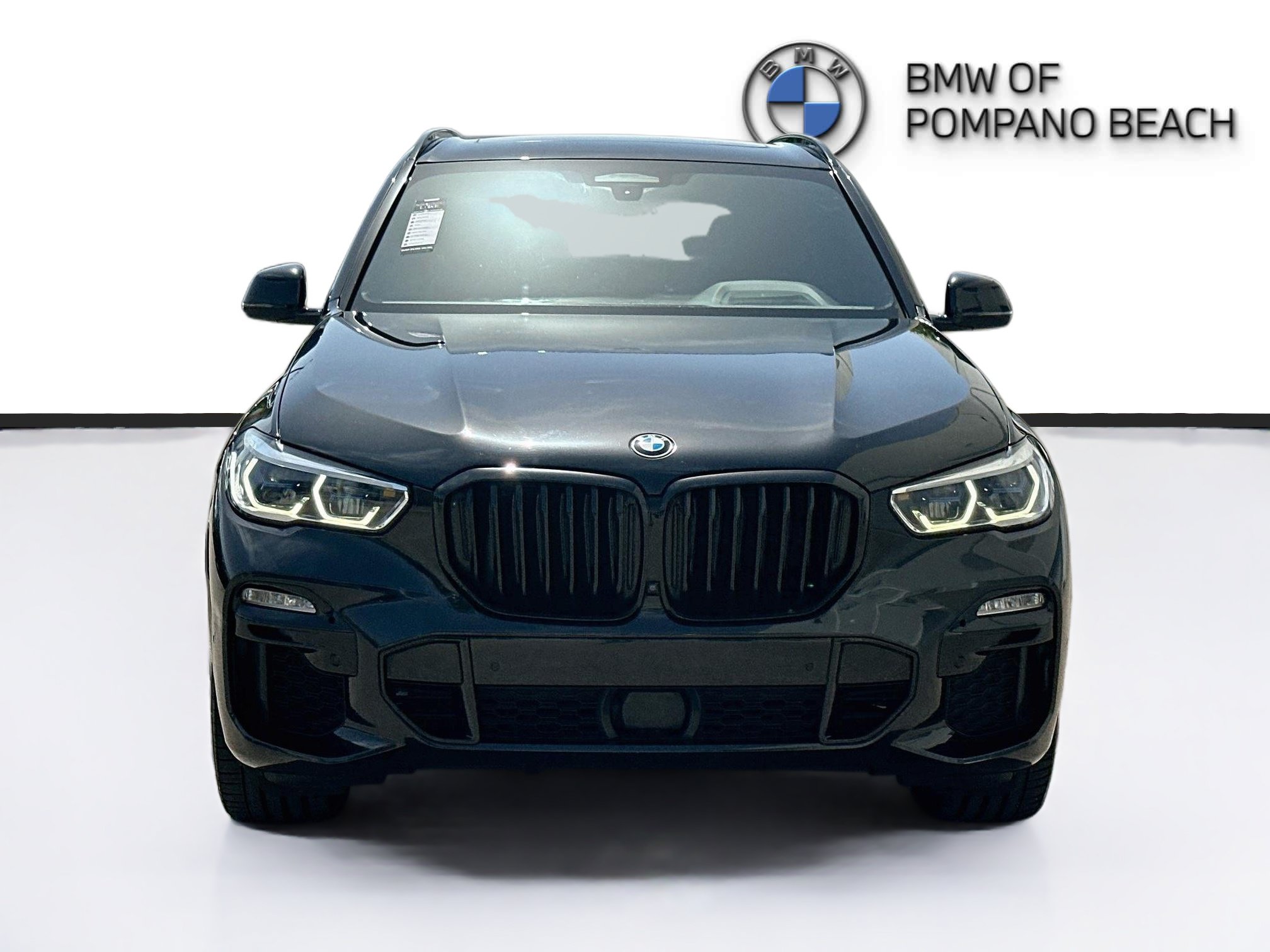 Used 2021 BMW X5 M50i w/ Executive Package AWD/4WD image 2