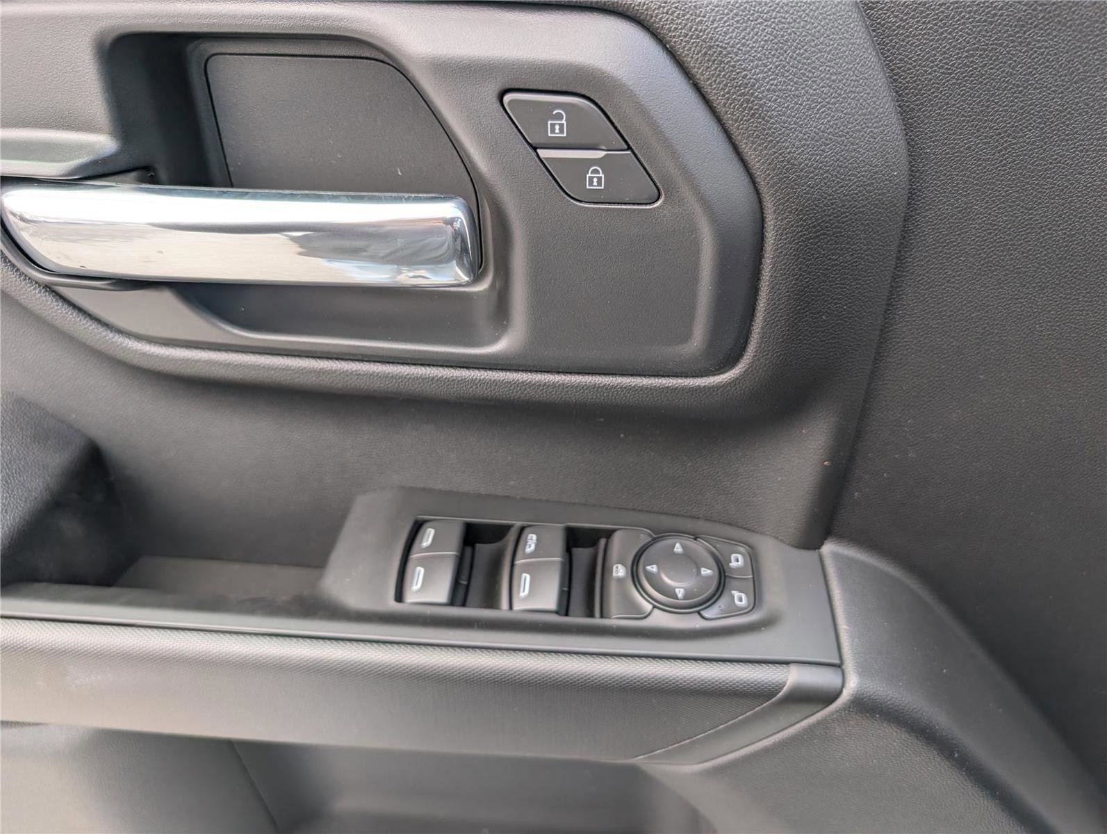 New 2026 Chevrolet Silverado 1500 Custom w/ Turbomax Blackout Package image 15