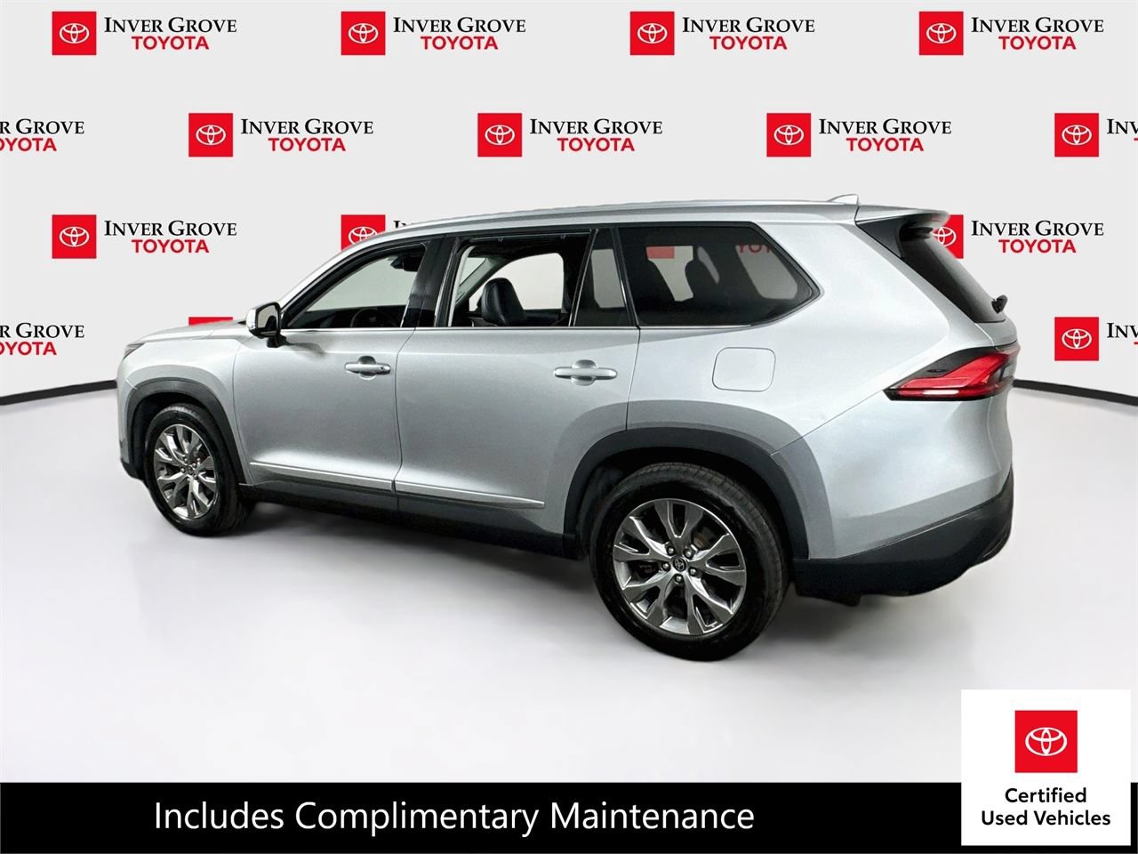 Certified 2024 Toyota Grand Highlander AWD image 7