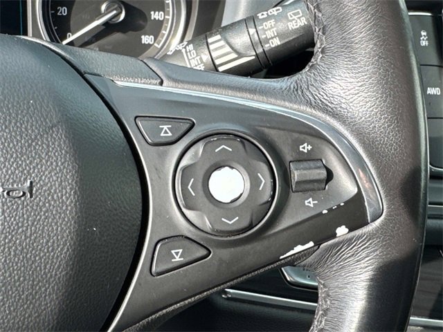 Used 2019 Buick Enclave Essence image 25