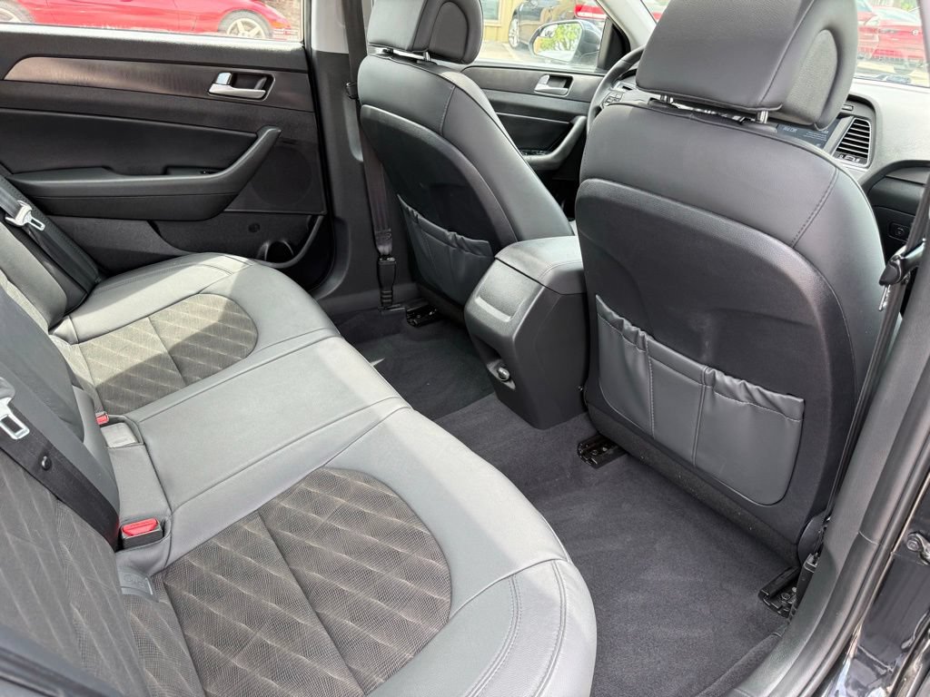 Used 2017 Hyundai Sonata Sport w/ Value Edition Package 02 FWD image 16