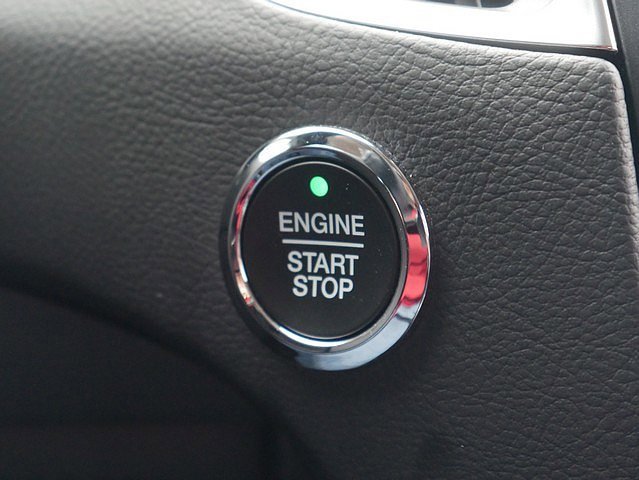 Used 2024 Ford Edge Titanium image 35