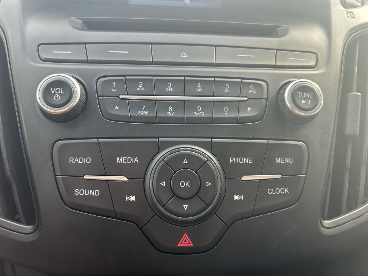 Used 2016 Ford Focus SE image 24