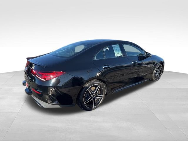 Used 2022 Mercedes-Benz CLA 250 4MATIC image 4