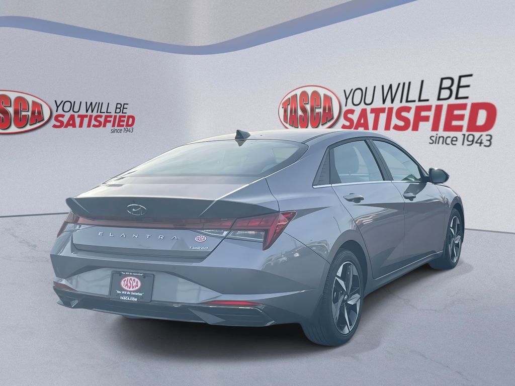 Used 2023 Hyundai Elantra Limited image 6